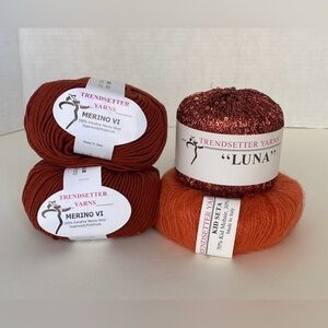NWT! Trendsetter Yarns with Scarf Pattern / 4 Skeins